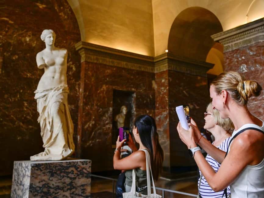Paris: Louvre Museum Guided Tour with Skip-the-Ticket-Line - Venus de Milo: why this stop is more than a quick photo