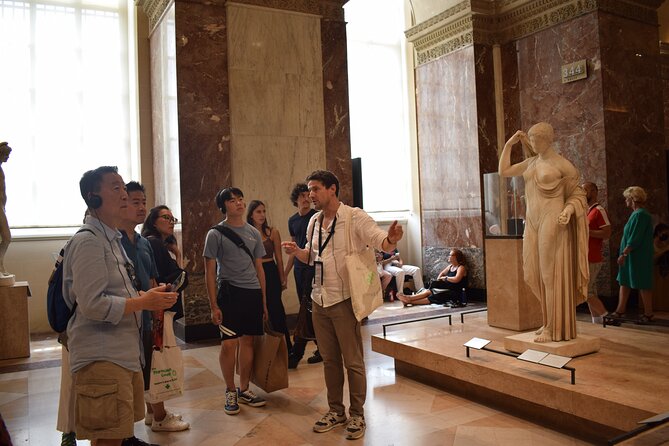 Paris Louvre Museum Private Guided Tour with Pre-Reserved Tickets - Caryatids, classical sculpture, and why they’re more than decoration