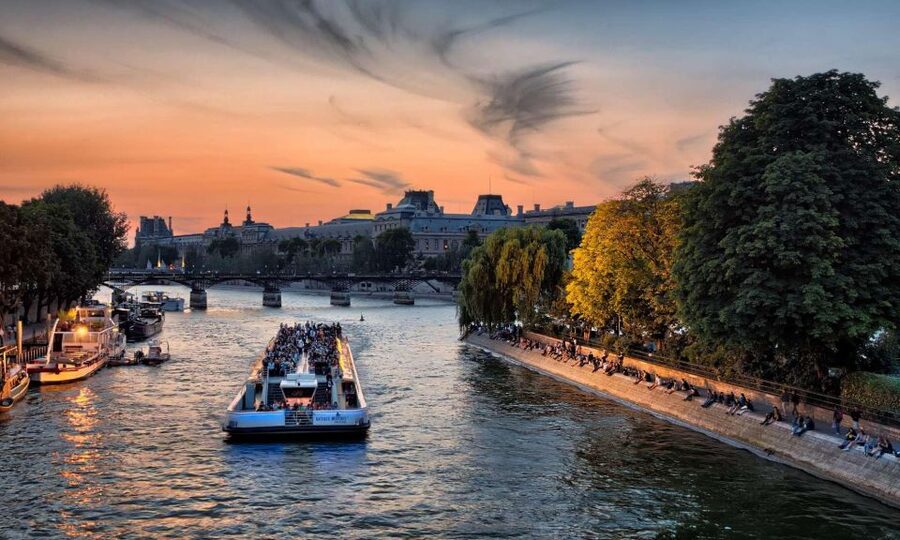 Paris: Louvre Museum & River Cruise Priority Access Tickets - Meeting Point, Small Group Size, and Practical Tips