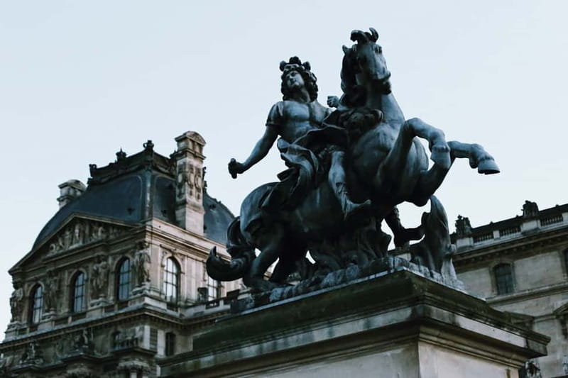 Paris: Louvre Must-See Tour with Reserved Entry Ticket - The Break and the Shift to Self-Guided Time