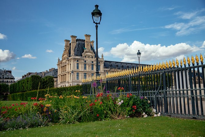 Paris Louvre PRIVATE TOUR with a Local Private Guide - What a typical 2-hour Louvre highlight visit feels like