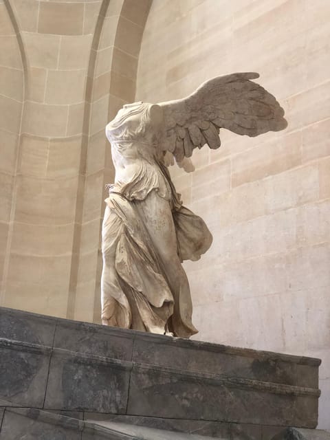 Paris Louvre : Private Treasure Hunt for Families or groups - Why a Louvre treasure hunt beats a wandering day