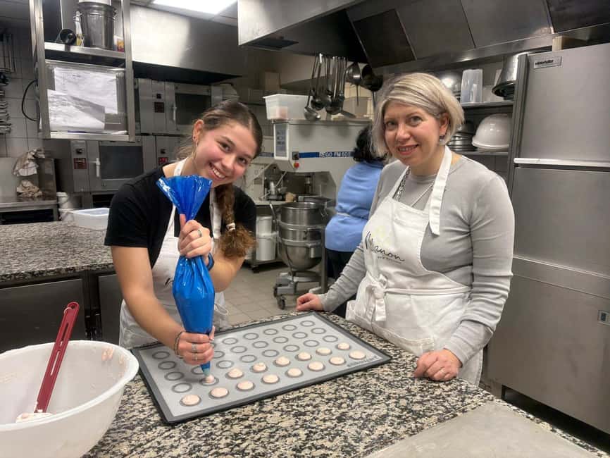 Paris: Macaron Baking Class - Custom flavors and colors, with real recipe limits