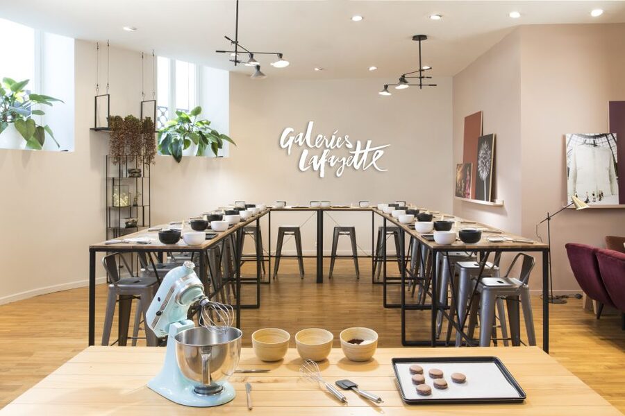 Paris: Macaron Class at Galeries Lafayette - Galeries Lafayette is the setting for serious macaron learning