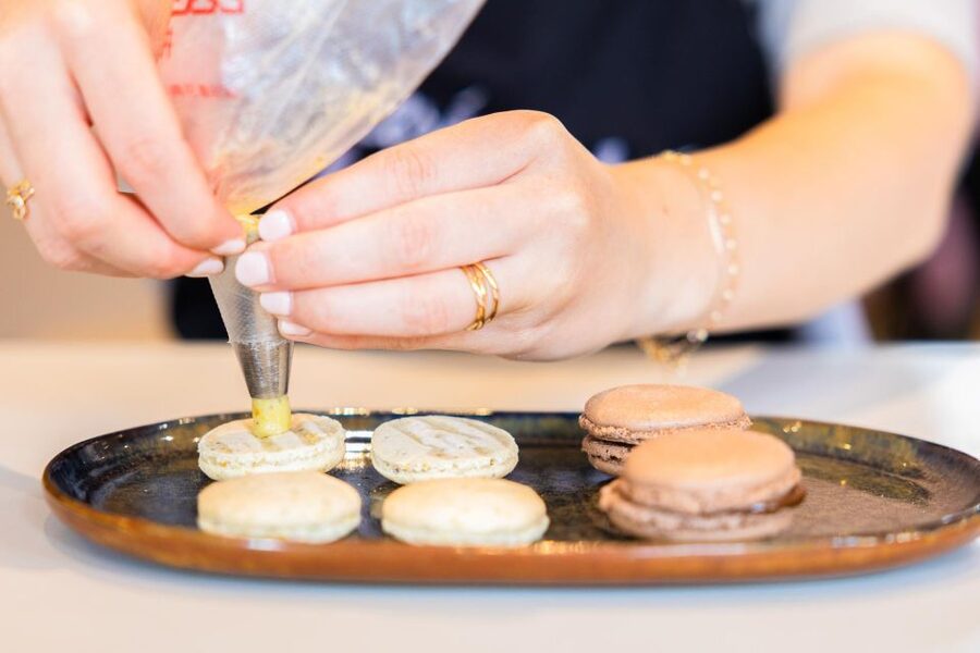 Paris: Macaron Class at Galeries Lafayette - Classic flavors like chocolate and pistachio, using local organic produce