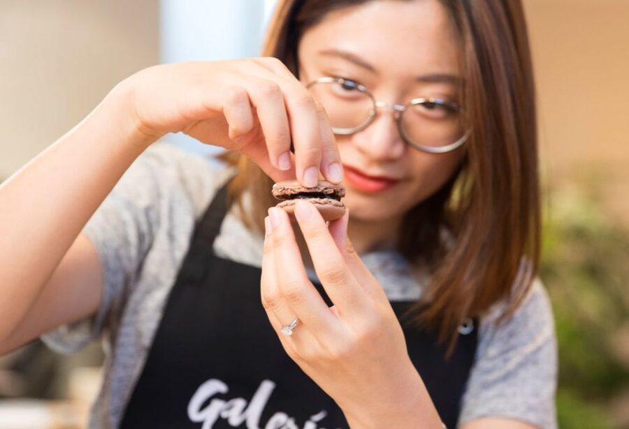Paris: Macaron Class at Galeries Lafayette - Practical tips so you leave with macaron confidence