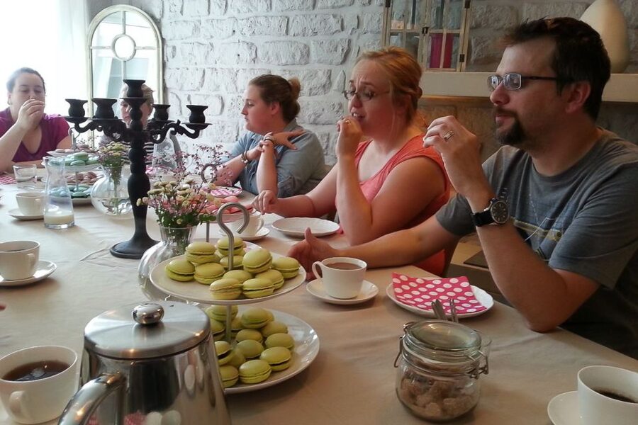 Paris: Macarons Class, Teatime and To-Go Box - Why the Italian meringue method is the star of this class