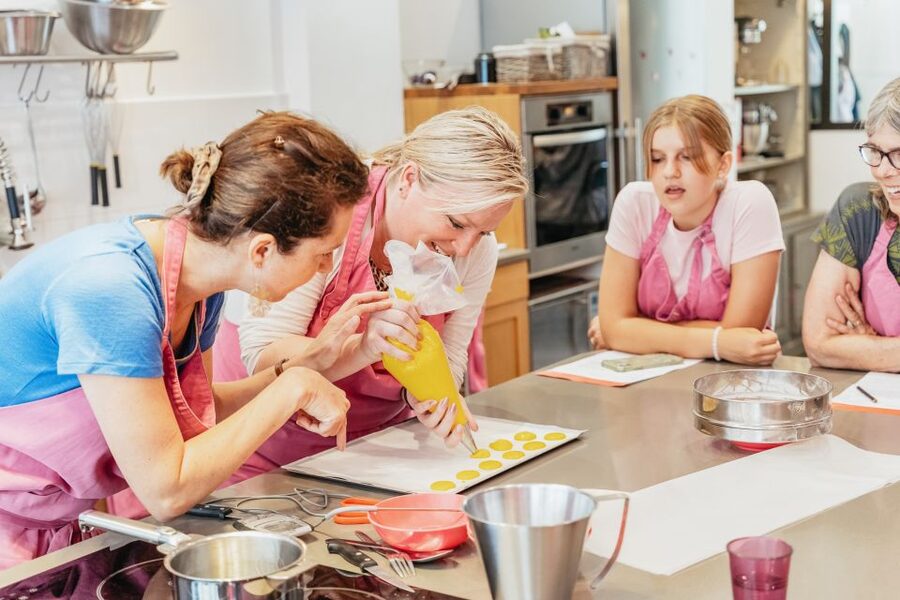 Paris: Macarons Cooking Class with Pâtisserie Chef Noémie - Your macaron choices: classic flavors with real variety
