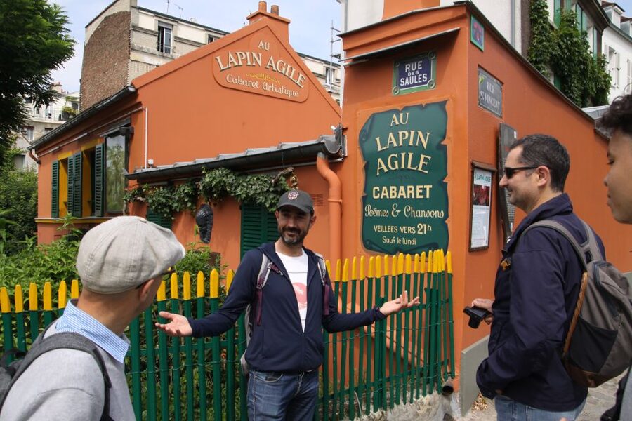 Paris: Montmartre Culture and Local Pastries Walking Tour - Guide quality is the real multiplier (and it shows)