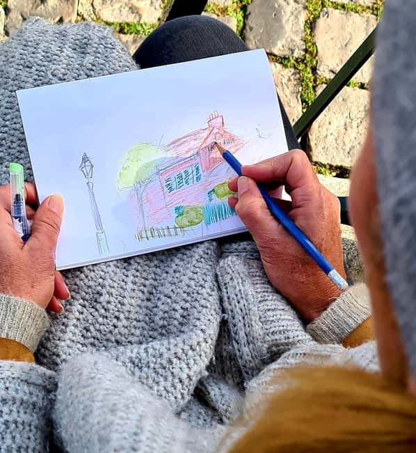 Paris: Montmartre Drawing tour with a local artist - What you get for the workshop: sketchbook, stool, and a real art kit