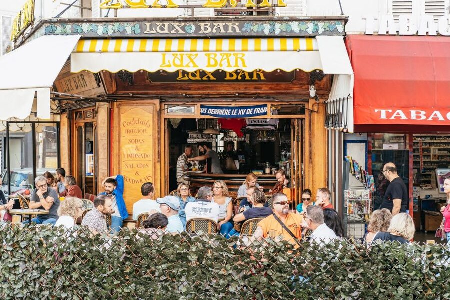 Paris: Montmartre Food and Wine Guided Tour - How much you eat in 3 hours, and why pacing may stretch