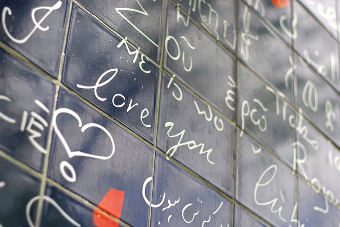 Paris (Montmartre) Scavenger Hunt and Sights Self-Guided Tour - Your Montmartre Loop: What Happens at Each Stop