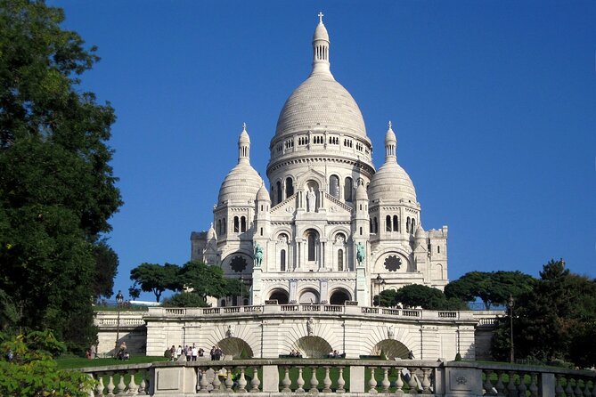 Paris: Montmartre Semi-Private Guided Walking Tour - Entering Montmartre: Starting at Anvers and getting your bearings
