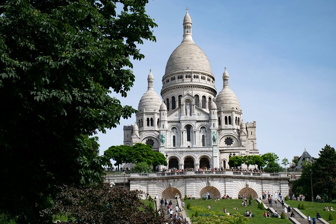 Paris Montmartre Walking Tour: Art & Rebel Legacy - Small Group - Guides matter: Clara, Lou, Benoit, and Reuben in the feedback