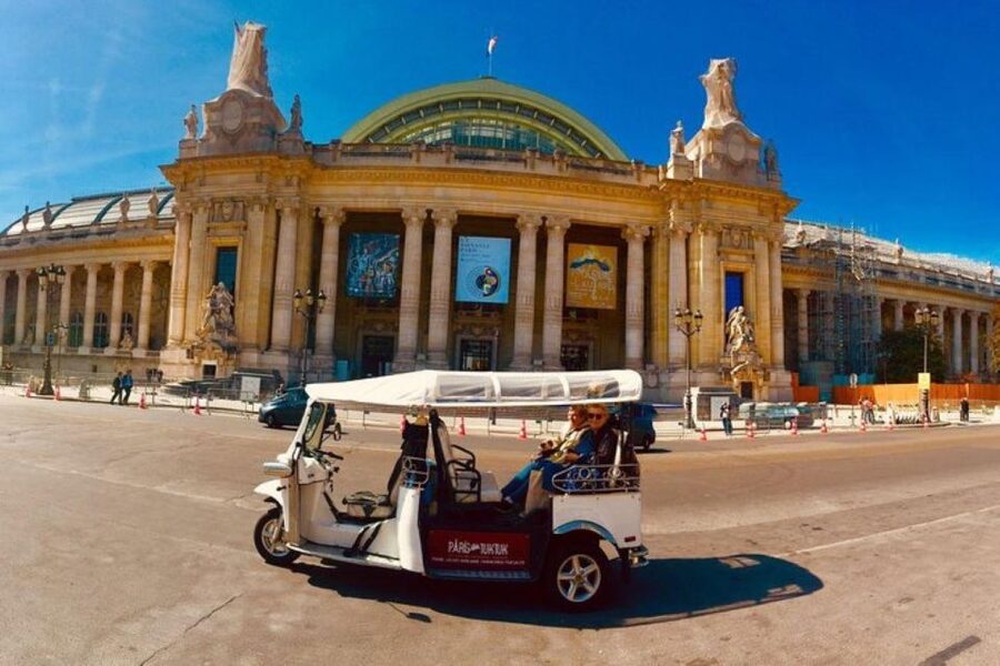 Paris: Most Iconic Monuments Guided Tour by Tuk Tuk - Opéra Garnier, Place Vendôme, and the Louvre carousel