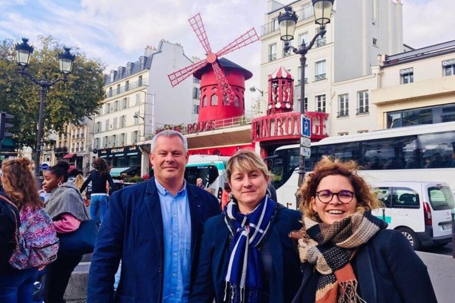Paris: Most Iconic Monuments Guided Tour by Tuk Tuk - Notre Dame and the St Michelle fountain finish