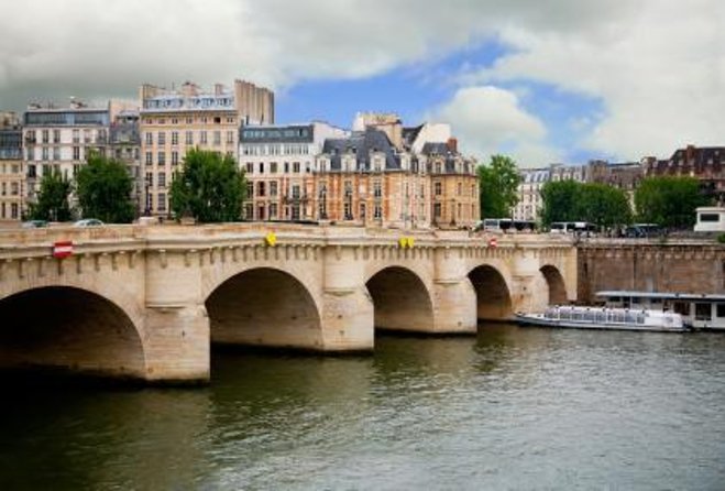 Paris Murder Mystery: Death on the Seine Quest and Tour - Key things that make this quest worth your time