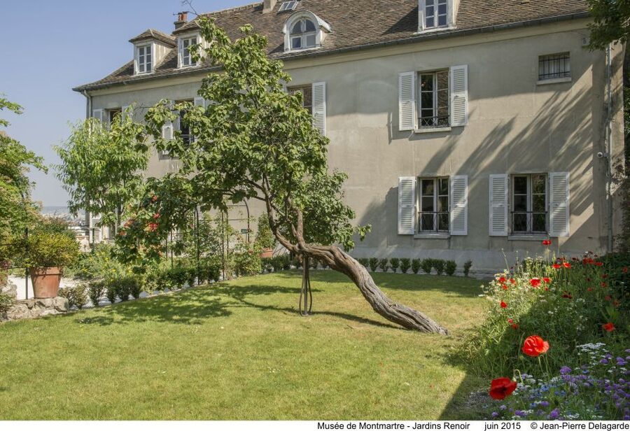 Paris: Musée de Montmartre and Gardens Entry Ticket - Skip the ticket line and start with the 90-minute audioguide