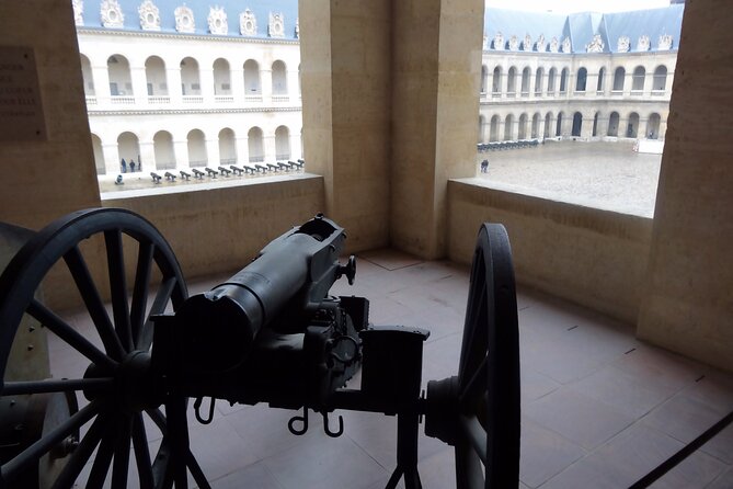 Paris: Napoleon’s Tomb and the Invalides Small-Group Guided Tour - Where you meet, and how to avoid Paris timing stress