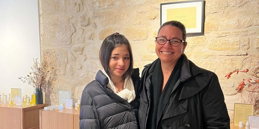 Paris: Natural Skincare Workshop About Skin Needs & Gestures - Your take-home reward: refillable, organic certified, travel-size skincare for your skin type