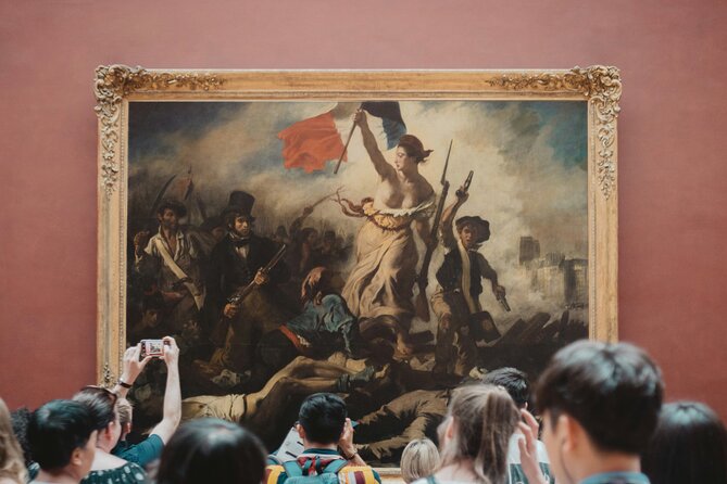 Paris: Night at the Louvre 6-people Max Guided Experience - Two hours of Louvre highlights, guided but not frantic