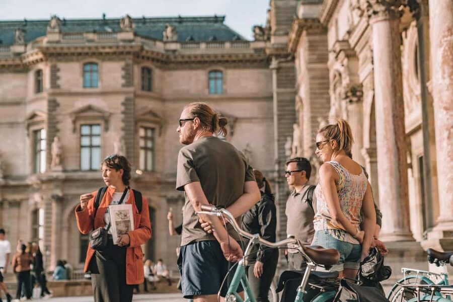 Paris: Night Small-Group Bike Tour and Boat Cruise - Rolling out from 27 Rue Bosquet, and why the meeting point matters