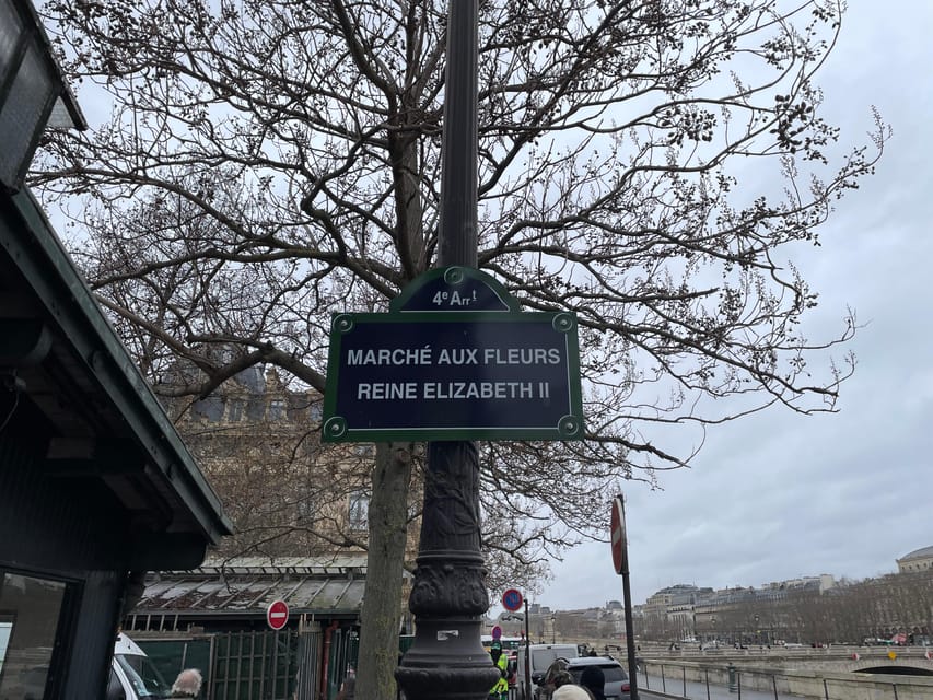Paris: Notre-Dame Cathedral Exterior Guided Tour - Tickets and lines: how to make your visit smoother