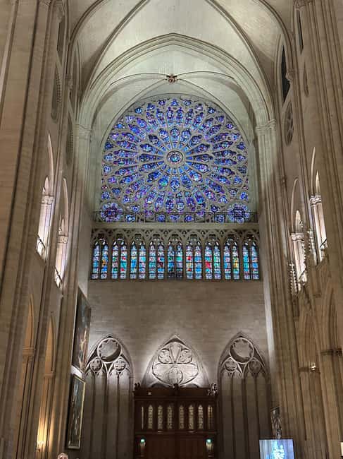 Paris: Notre Dame Cathedral Guided Tour of the Neighborhood - Meeting at 21 Rue dArcole and Why the Small Group Matters