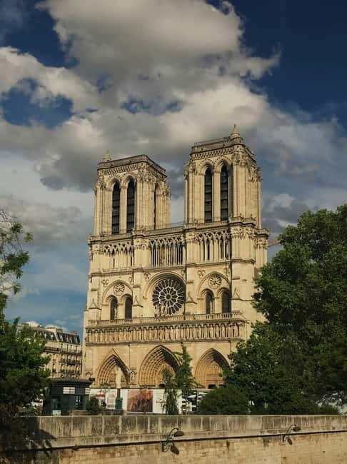 Paris: Notre Dame Exterior Guided Tour - Small Group - The restoration story and the Victor Hugo connection