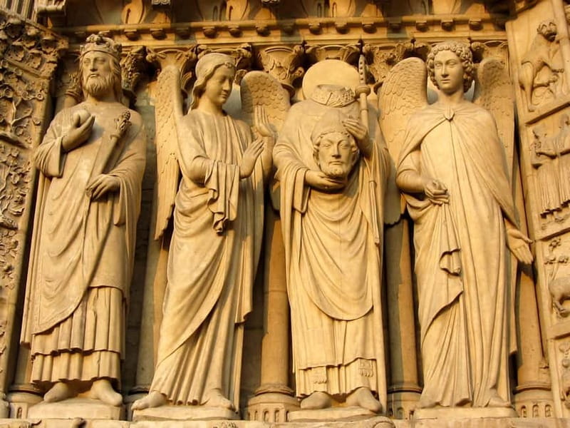 Paris: Notre Dame Exterior Private Tour - Read the Façade Details, Statues, Reliefs, and Stained Glass