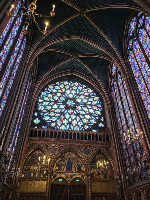 Paris: Notre Dame Exterior Walking Tour with Sainte Chapelle - Key things you’ll notice on this Ile de la Cité route
