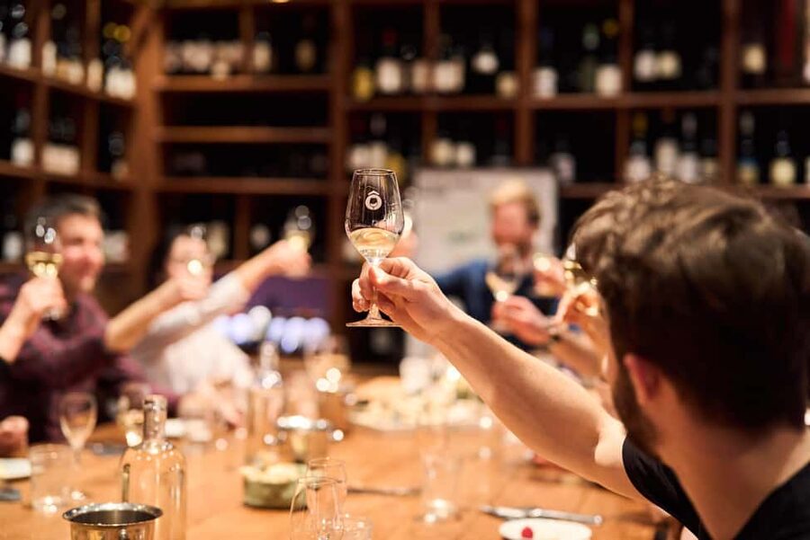 Paris: O Chateau's Wine Tasting Dinner - What You Learn from the Sommelier, Not Just What You Sip