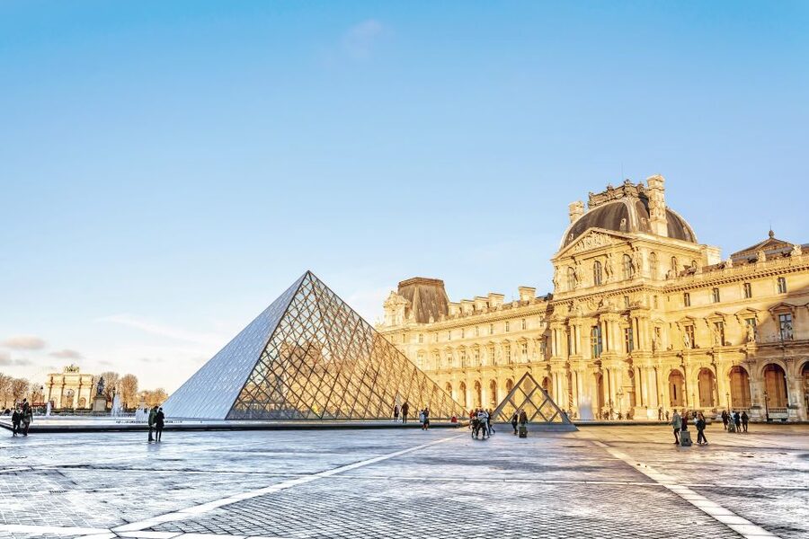 Paris Old Town Highlights Guided Walking Tour - Where you start: Louvre Saint-Honoré meeting point, quick way to get oriented
