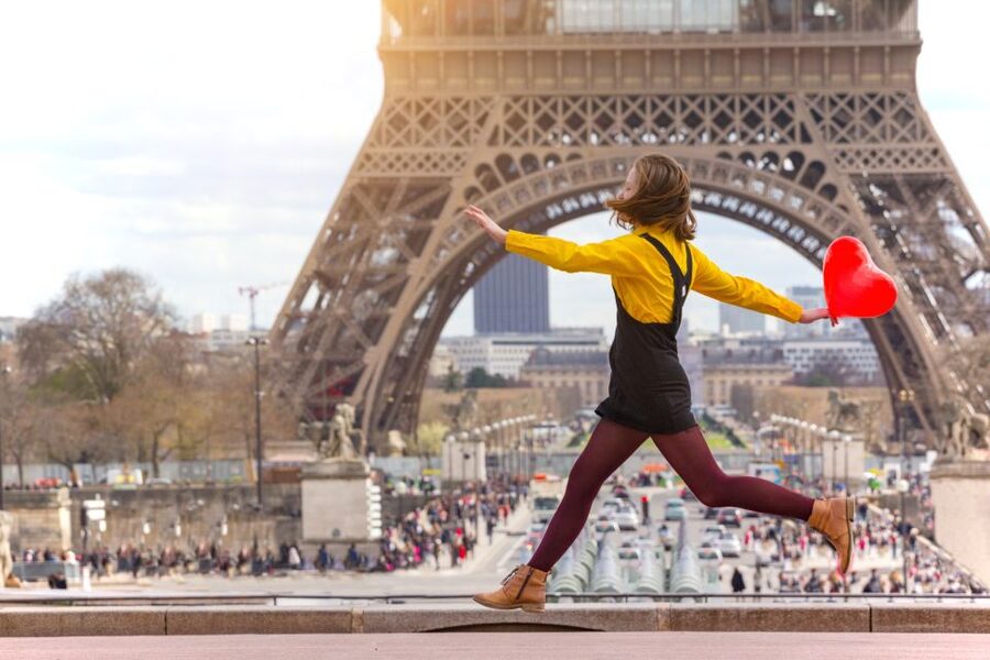 Paris Old Town Highlights Guided Walking Tour - The 4-hour option: timed entry for the Pantheon, plus lessons you can actually remember