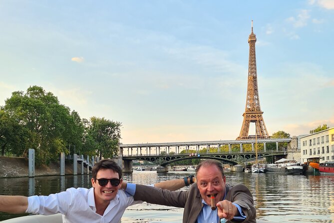 Paris on the Seine side: Magical private cruise - Price and value, especially if you are traveling as a small group