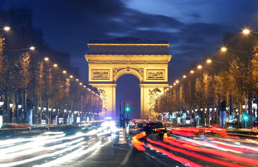 Paris: Panoramic Night Tour with Audio Guide and Host - 90 minutes of Paris lights: what you’ll see from the bus