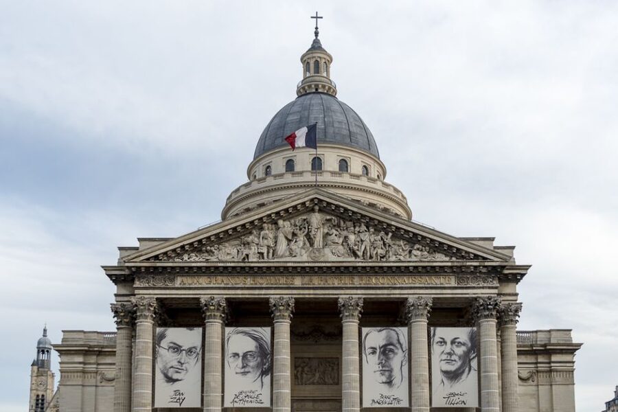 Paris: Panthéon Admission Ticket - The main self-guided route, from the nave to the big interior wow