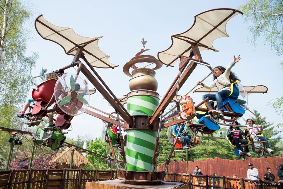 Paris: Parc Astérix Full-Day Entrance Ticket - Special Seasons: Gaulish Summer, Fear in the Park, and Gaulish Christmas