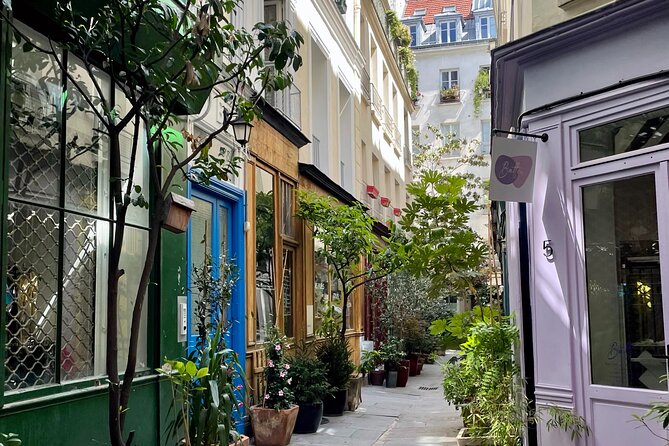 Paris Passageways Walking Tour: Secrets Uncovered w/ Local Guide - Who This Tour Suits Best