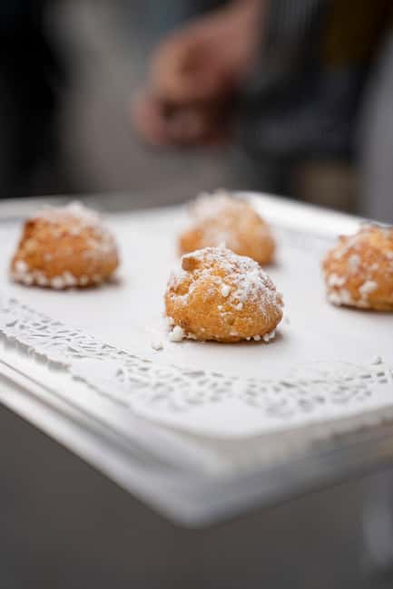 Paris : Pastries and Tragedies, The sweet tour of Montmartre - The quieter Montmartre lanes, plus one side-street walk you’ll remember