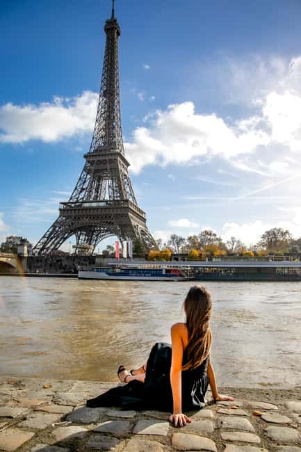 Paris: Photoshoot Around Eiffel Tower with 55 Edited Photos - The Eiffel Tower photo time, from big views to more clever angles