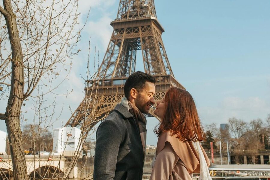 Paris: Photoshoot at the Eiffel Tower / Arc de Triomphe - Key things to know before you go
