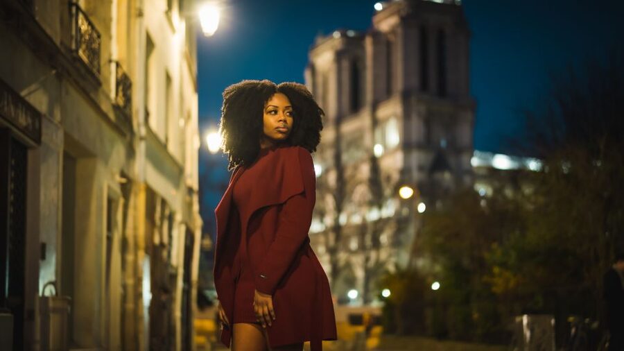 Paris: Premium Film Director Photoshoot & Natural Direction - Who This Photoshoot Fits Best (Solo, Couples, Families, Groups)