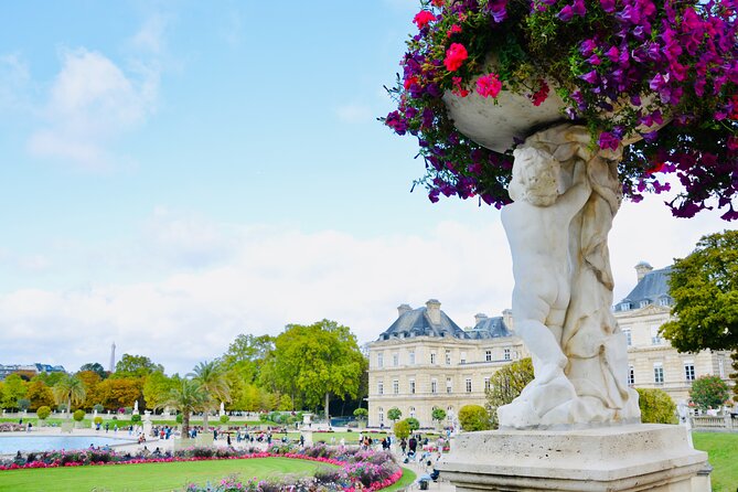 Paris: Private City Tour by Car with Driver and Guide - Key highlights you should care about