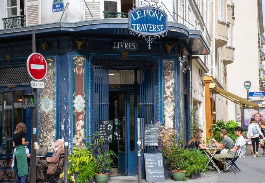 Paris Private Custom Tour: Half-Day with a Local Guide - Getting around by metro and walking: efficient, local, and flexible