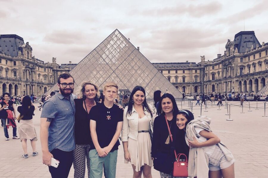 Paris: Private Customized Tour with a Local Guide - Learning metro and bus skills you can use the next day