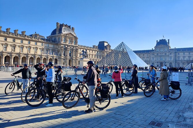 Paris : Private electric bike tour with wine and cheese tasting - Rue de l’Annonciation Cheese Stop in Passy, Plus Optional Saint-Emilion