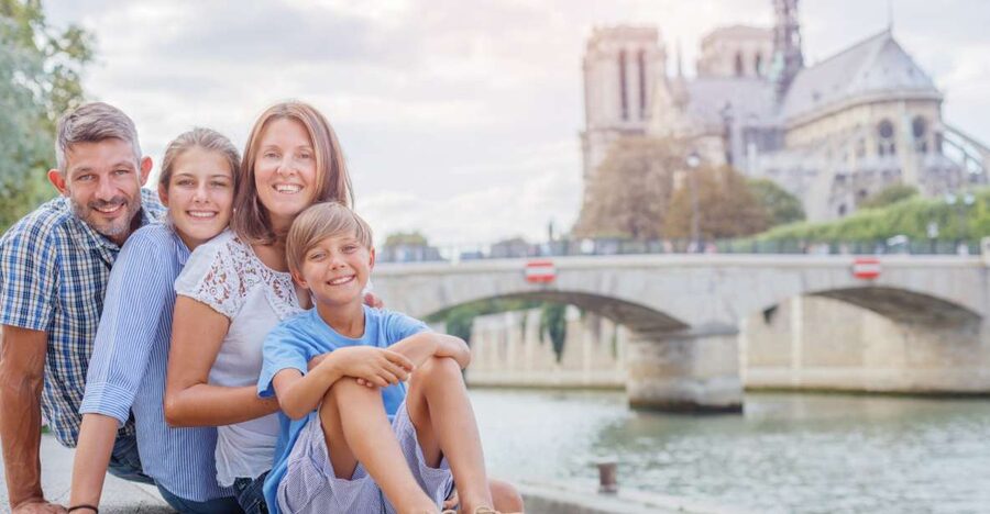Paris: Private Family Tour, Highlights and Museum Visit - Louvre outside views: quick orientation, not a full ticket visit