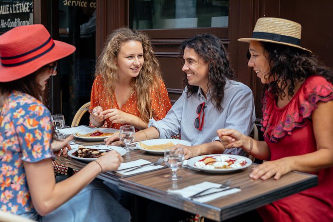 Paris Private Food Tour with 6 or 10 Tastings - Hotel de Ville Stop: Classic Paris Food in a Power-Building Setting