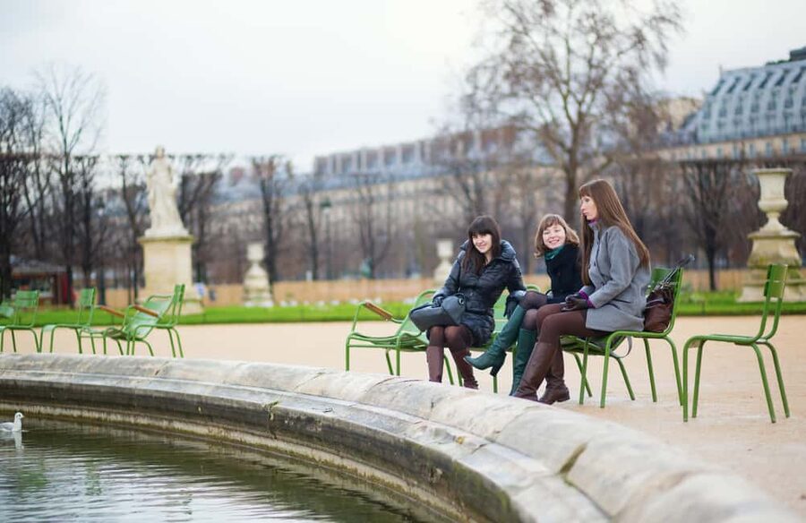 Paris: Private Full Day Tour to Montmartre & Eiffel Tower - Crossing into Central Paris: Tuileries Garden, Place de la Concorde, Grand Palais, and Pont Alexandre III